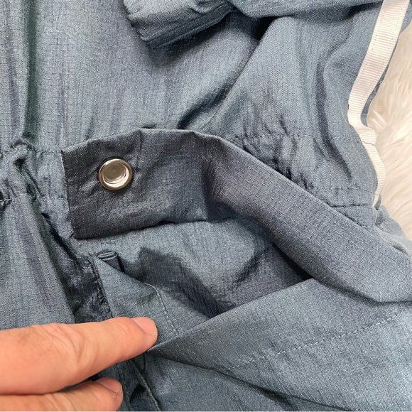 New Adidas Originals Three Stripes FU3777 Long Windbreaker Jacket Sz Medium - Picture 4 of 10